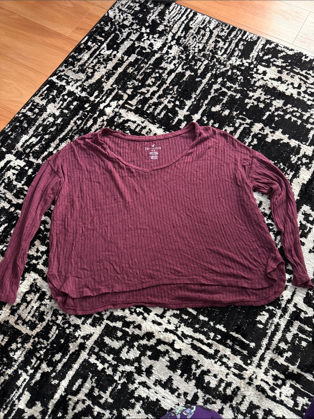 American Eagle Outfitters Ribbed Long-Sleeve Top in Plum